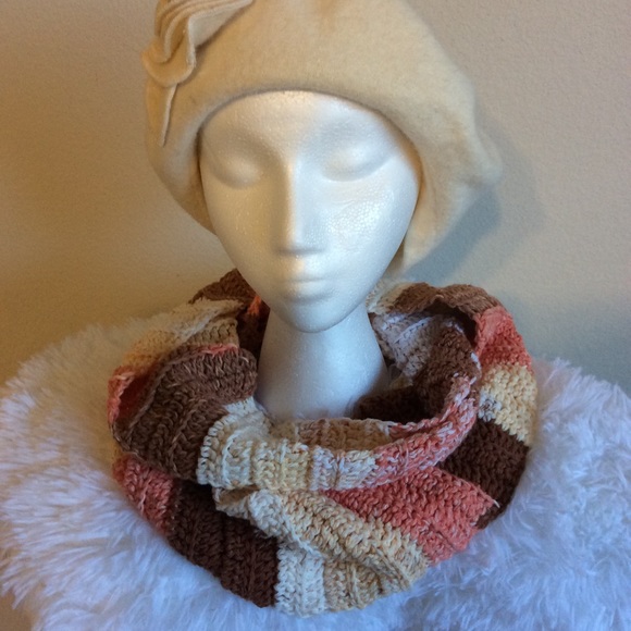 Crochet Scarf Color Coral, Cream and Tan Long Rectangle In One Size - Picture 3 of 4